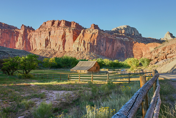 Vue du camping, Fruita -- View from the campground, at Fruita