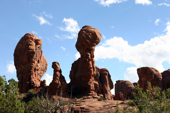 Formation de roches intéressante -- Interesting rock formations