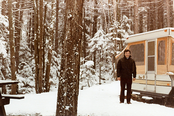 Tente roulotte Lionel 76-86 En 79 dans les Montagnes Blances, nord de Boston