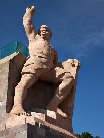 Monumento al Pípila, héros de l'Indépendance --- Monumento al Pípila, hero of the Independence